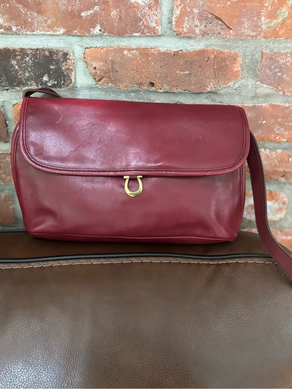 VintageEtienne Aigner Oxblood Leather Shoulder Bag Classic Equestrian Style